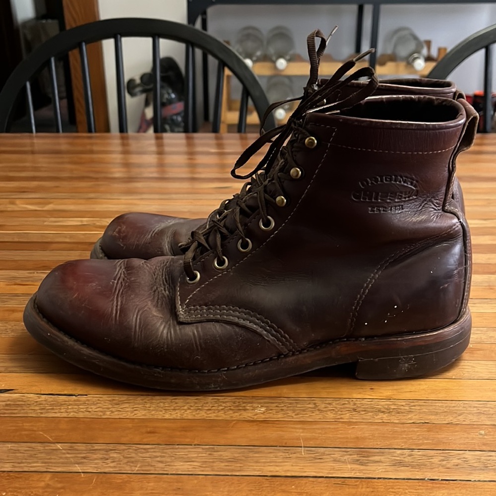 Chippewa burgundy colored boots sized 9.5 - Picture 2 of 8